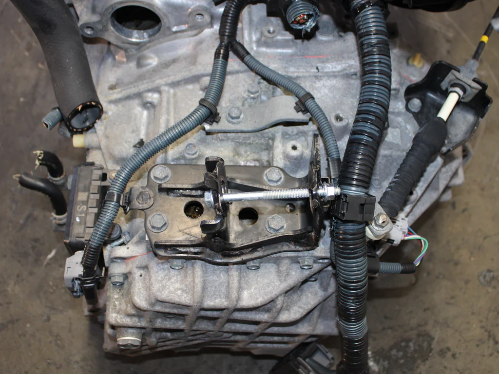 JDM 2010-2011 Toyota Camry Automatic 2.5L 4 Cyl Transmission - Image 4